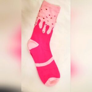 Crew Socks -Pink Drip Design-in a cupcake container Included- one size
